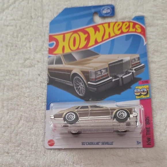 Hot Wheels '82 Cadillac Seville Die-Cast Car - Picture 1 of 8